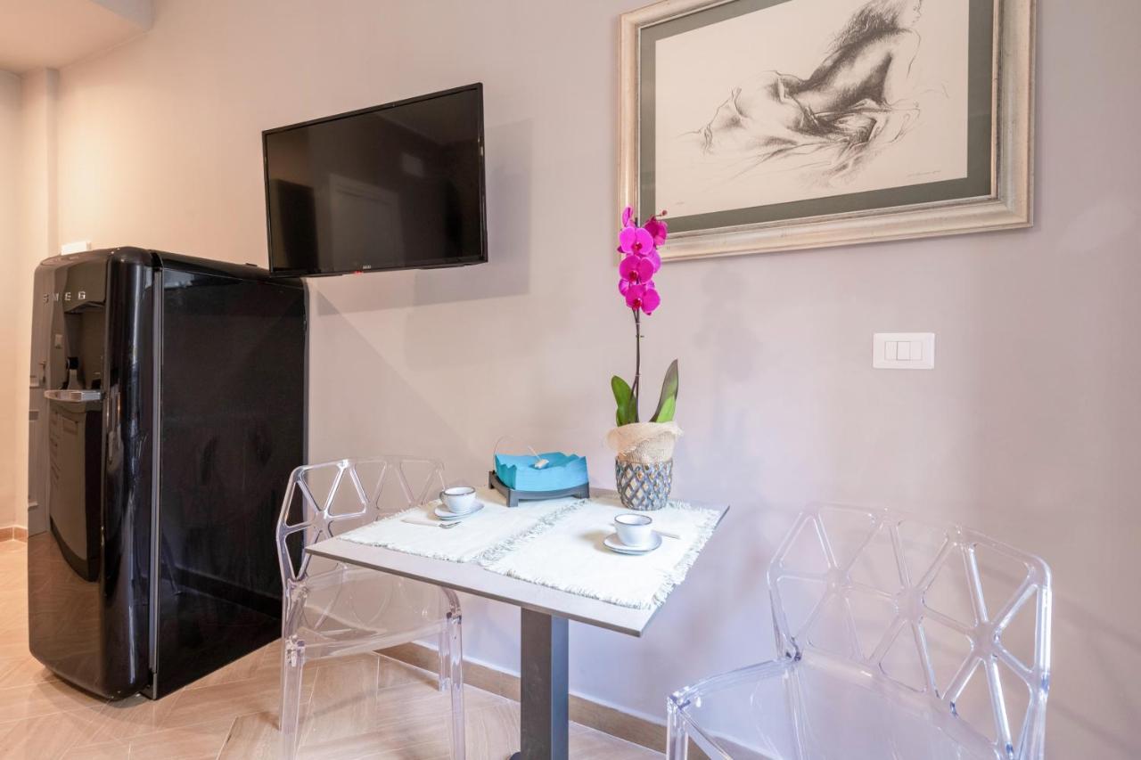 City Gate - Luxury Suites Bari Zewnętrze zdjęcie