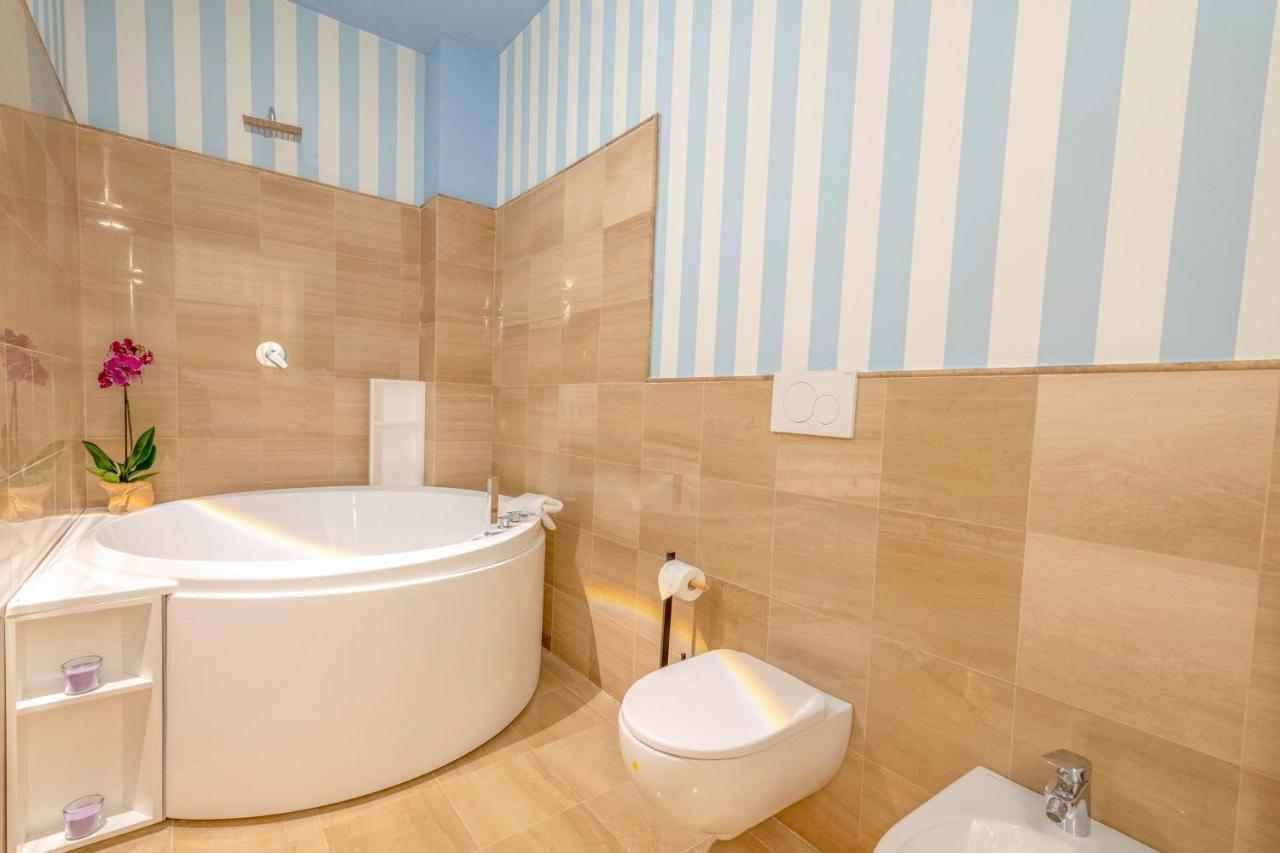 City Gate - Luxury Suites Bari Zewnętrze zdjęcie